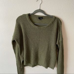 WET SEAL ARMY GREEN KNIT SWEATER SIZE M